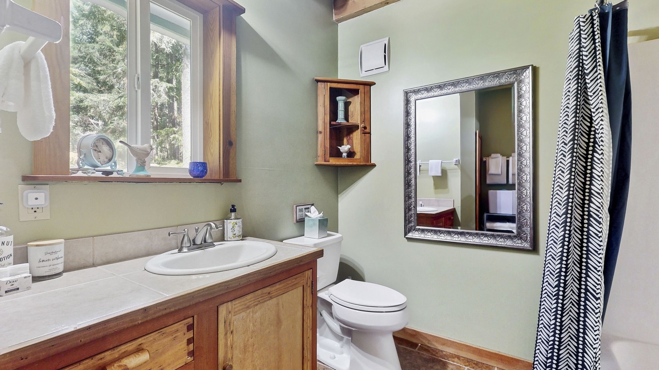 Photo of Bathroom in Clinton