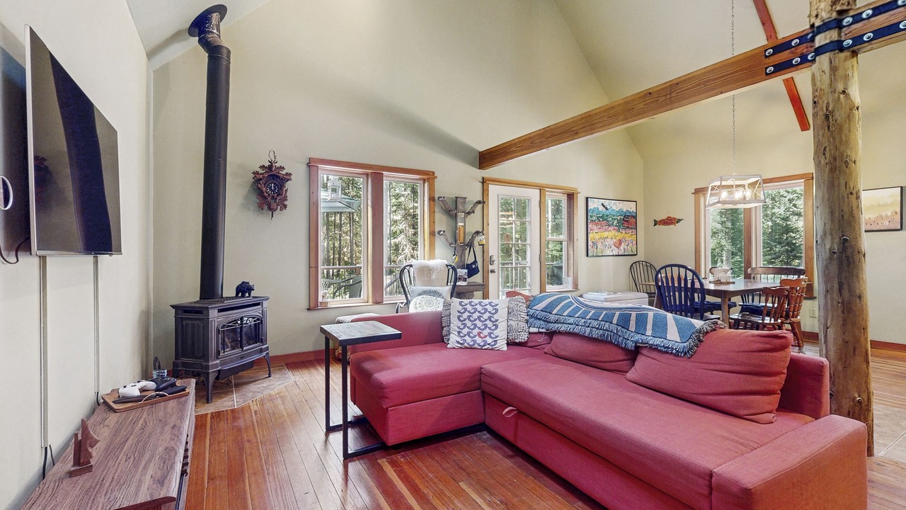 Photo of Livingroom in Clinton