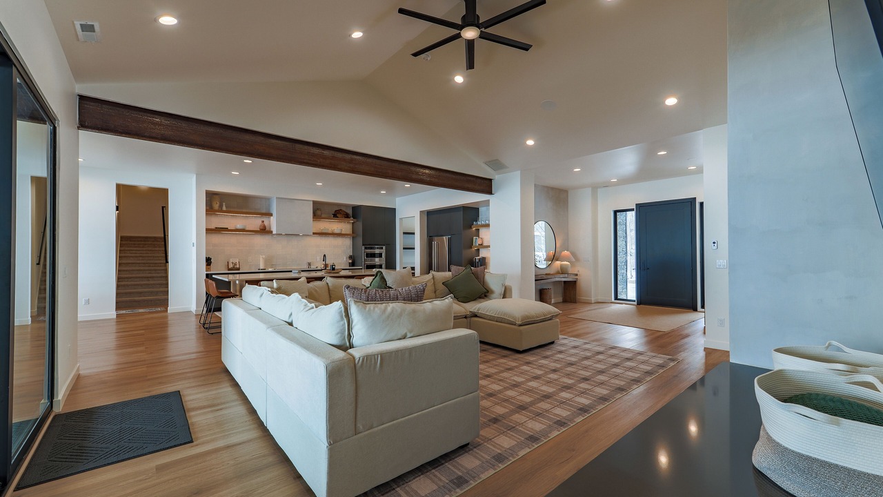 Photo of Livingroom in Star Valley Ranch