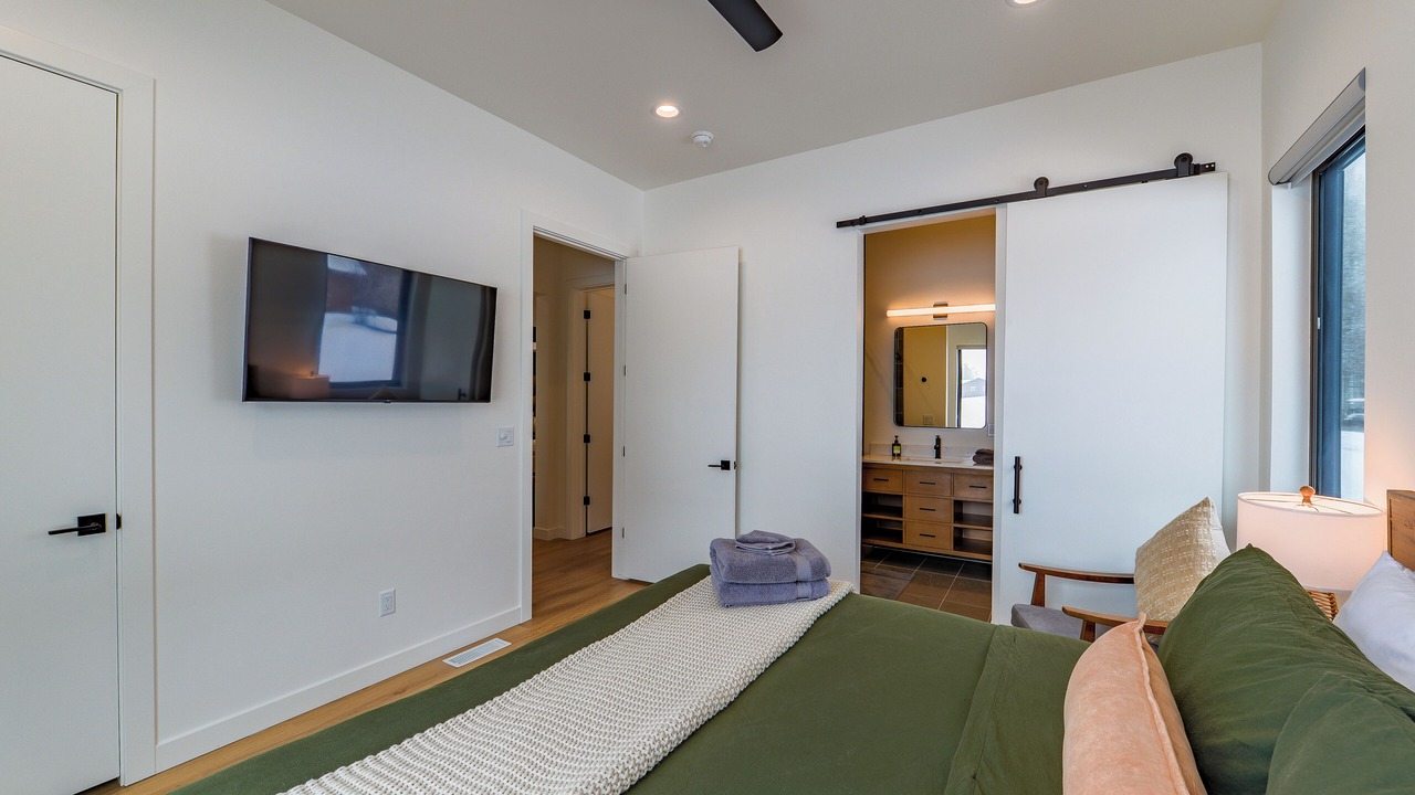 Photo of Bedroom in Star Valley Ranch