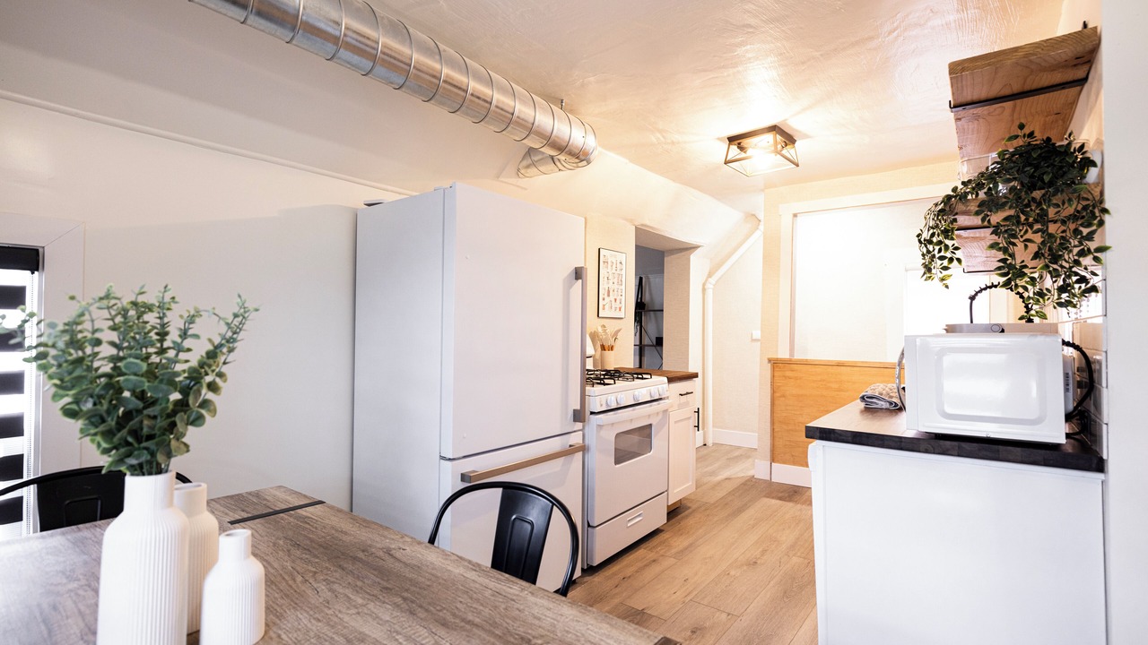 Photo of Kitchen in Westside Connection