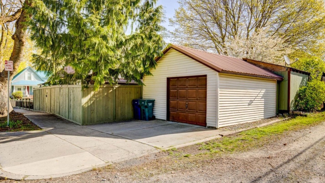 Photo of Outdoor in Garden District