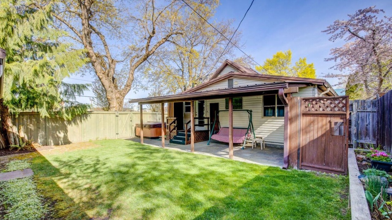 Photo of Outdoor in Garden District