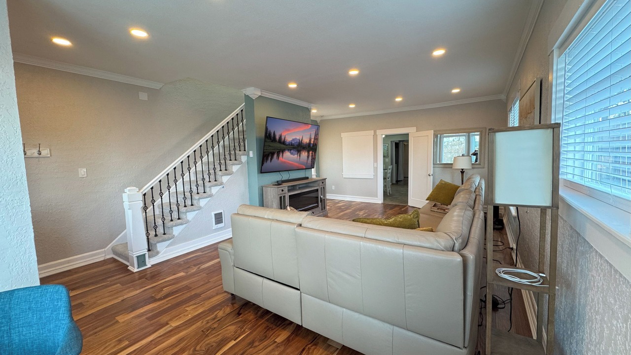 Photo of Livingroom in North End