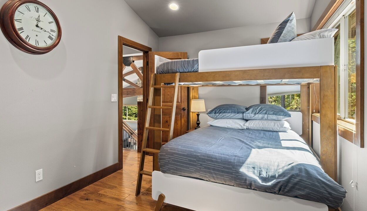Photo of Bedroom in Cle Elum