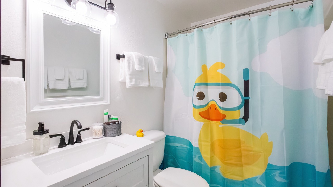 Photo of Bathroom in West Yellowstone