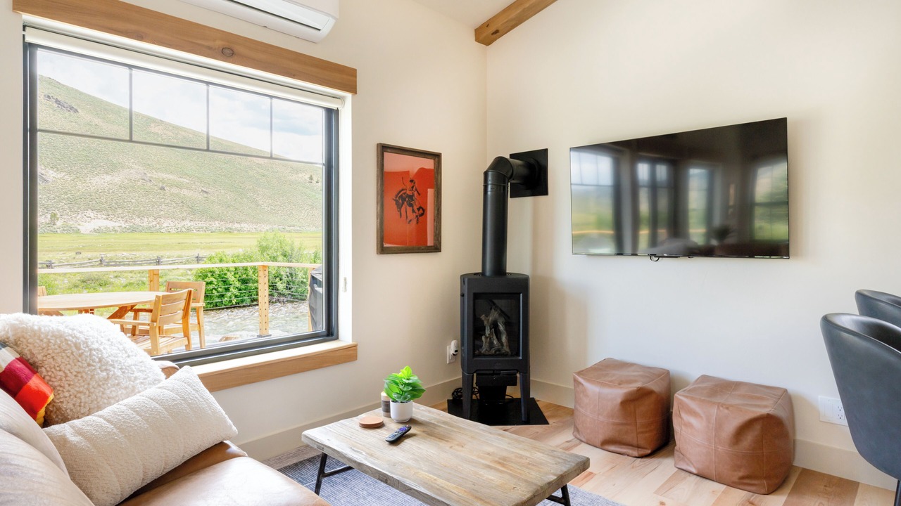 Photo of Livingroom in Stanley