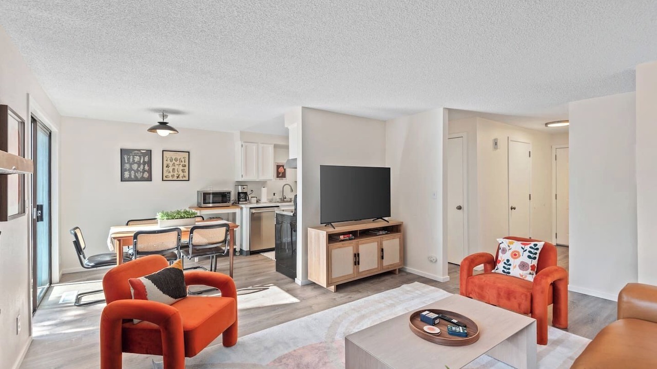 Photo of Livingroom in Oak Hills