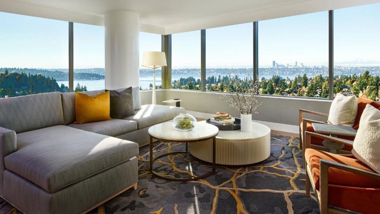 Photo of Livingroom in West Bellevue