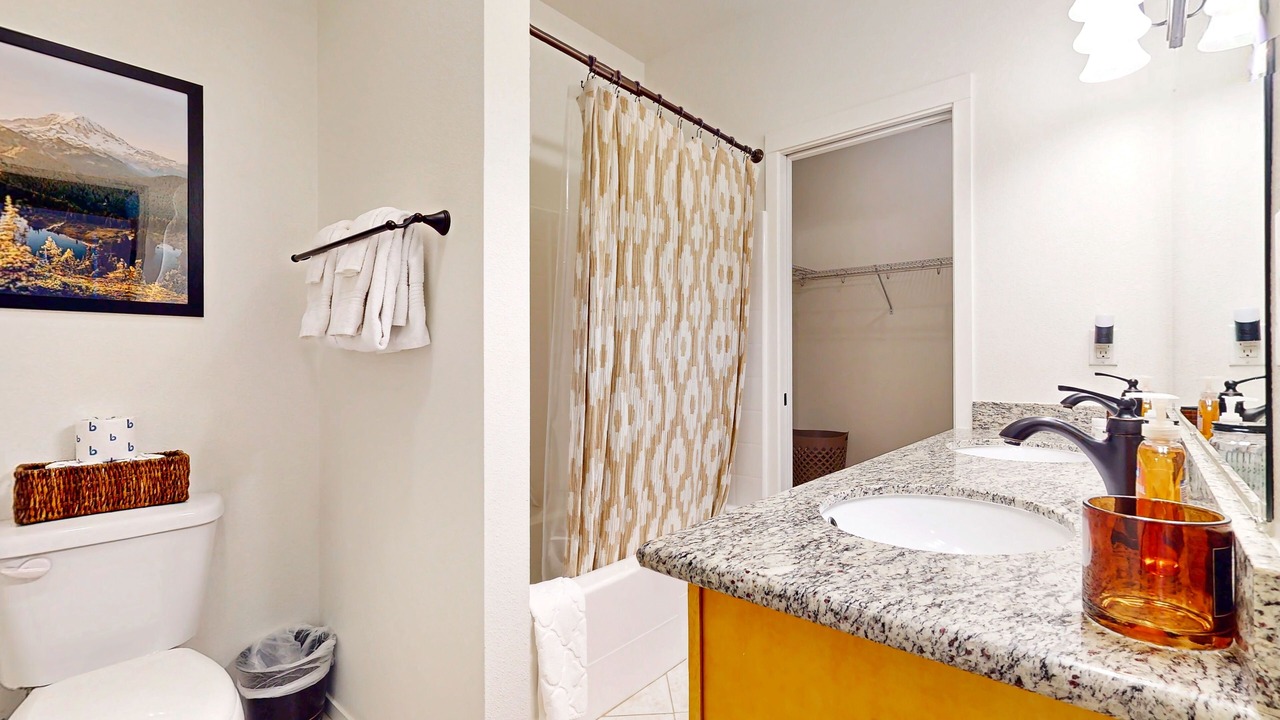 Photo of Bathroom in Hilltop