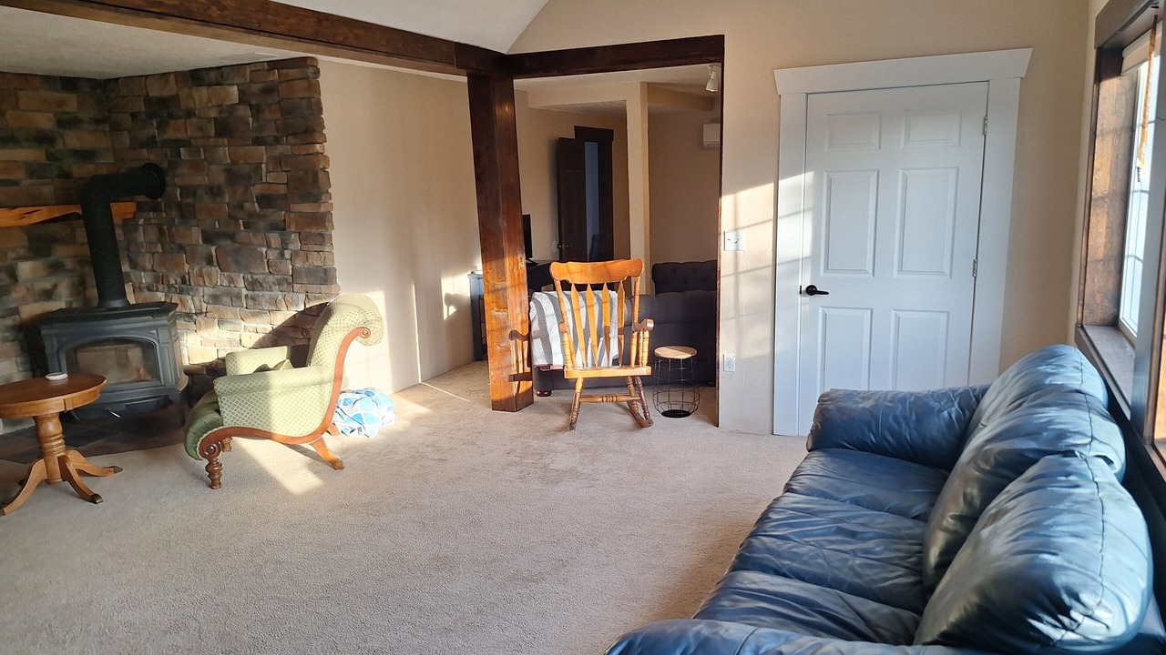 Photo of Livingroom in Cle Elum