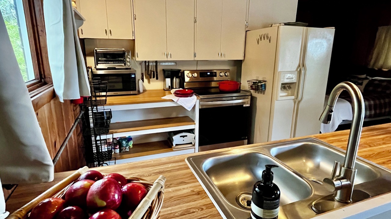 Photo of Kitchen in Lake Roesiger