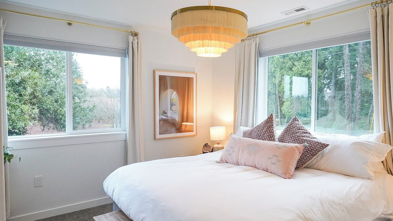 Photo of Bedroom in Albany