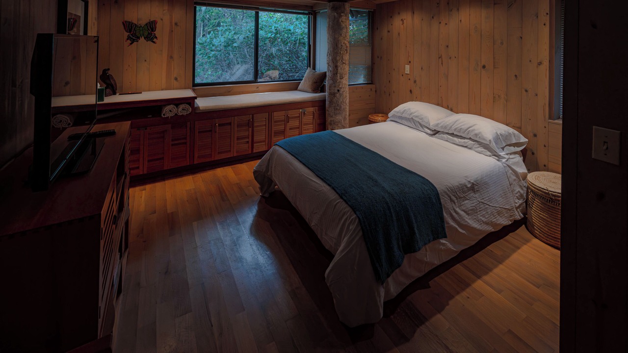 Photo of Bedroom in Lopez Island