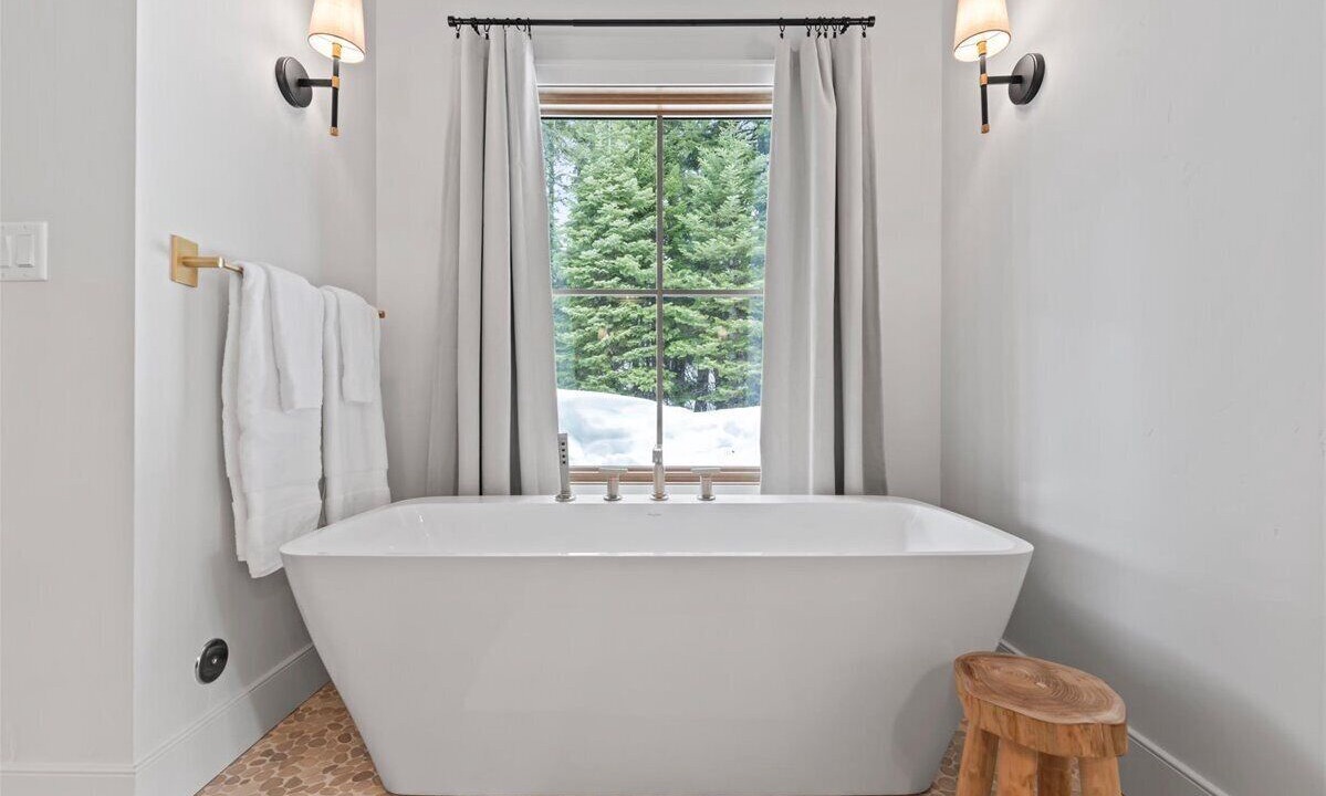 Photo of Bathroom in Tamarack Resort