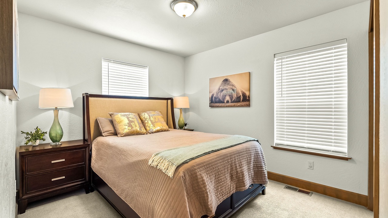 Photo of Bedroom in Dover Bay
