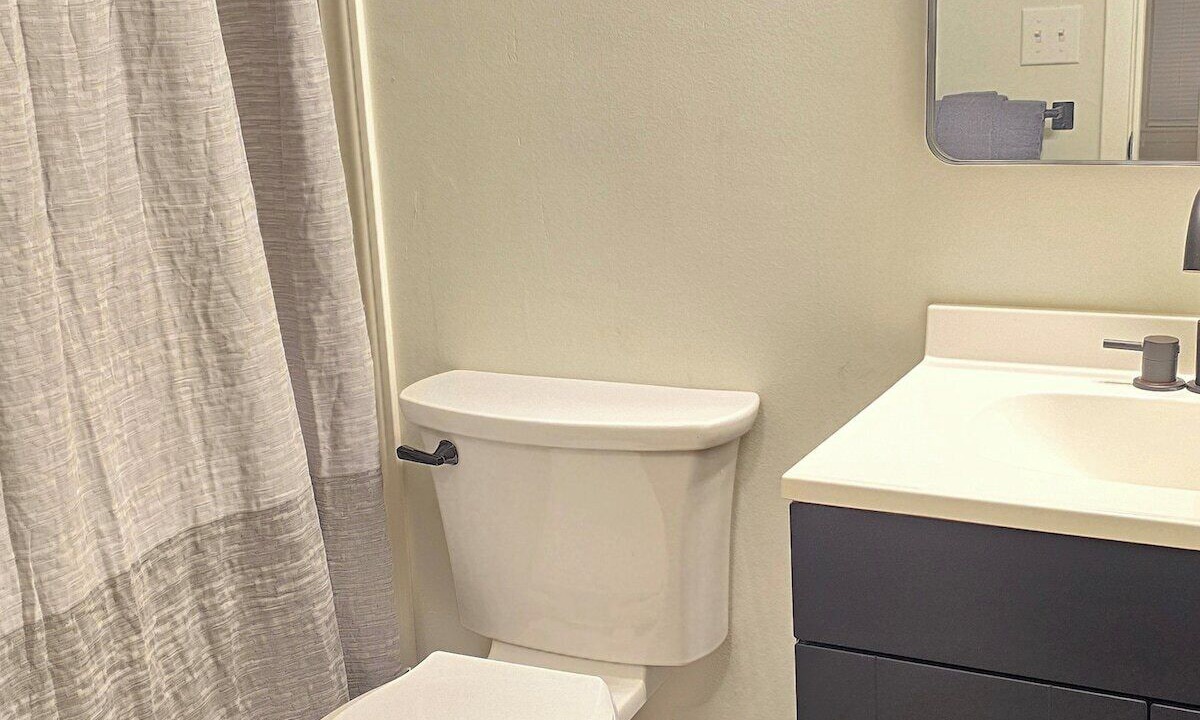 Photo of Bathroom in Mobile