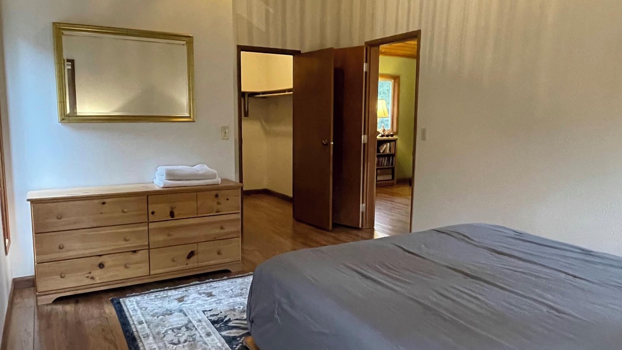 Photo of Bedroom in Concrete