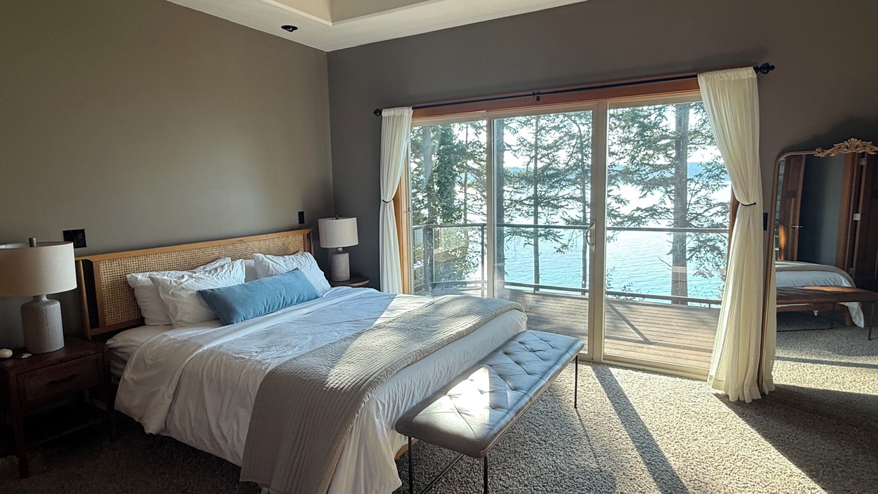 Photo of Bedroom in La Conner
