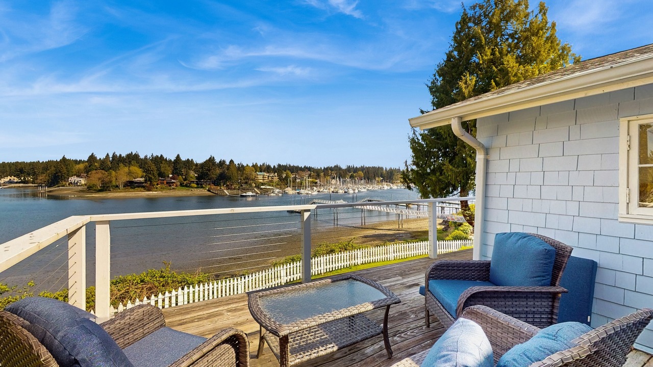 Photo of Patio Balcony in Bainbridge Island