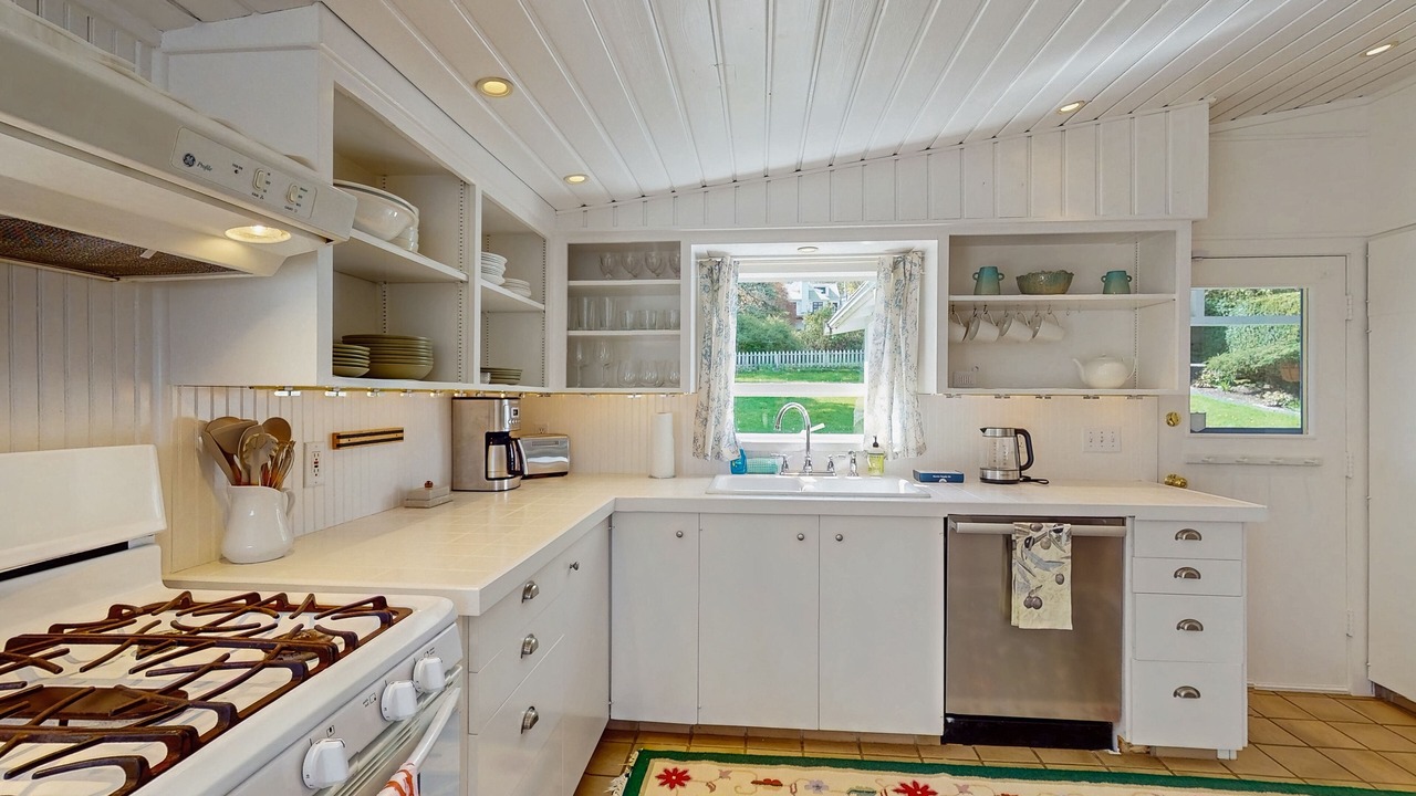Photo of Kitchen in Bainbridge Island