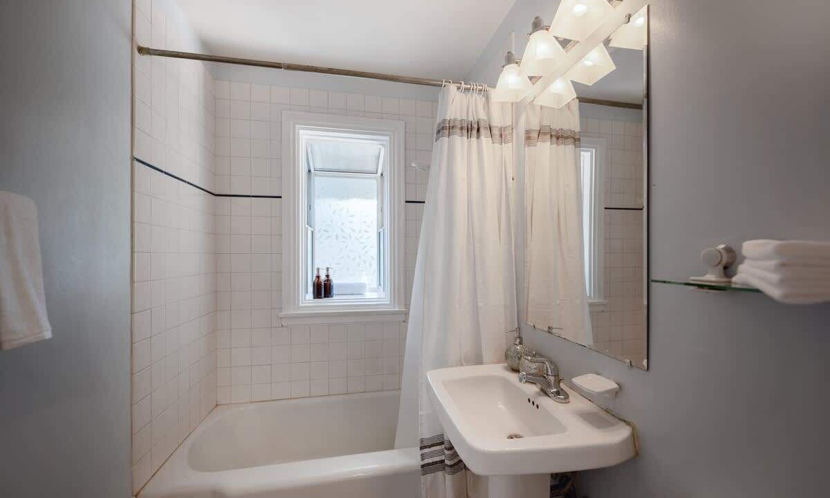 Photo of Bathroom in Wedgwood