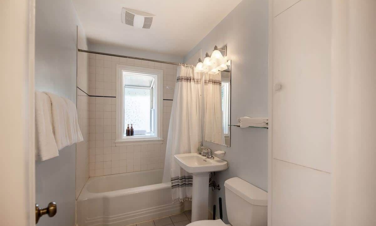 Photo of Bathroom in Wedgwood