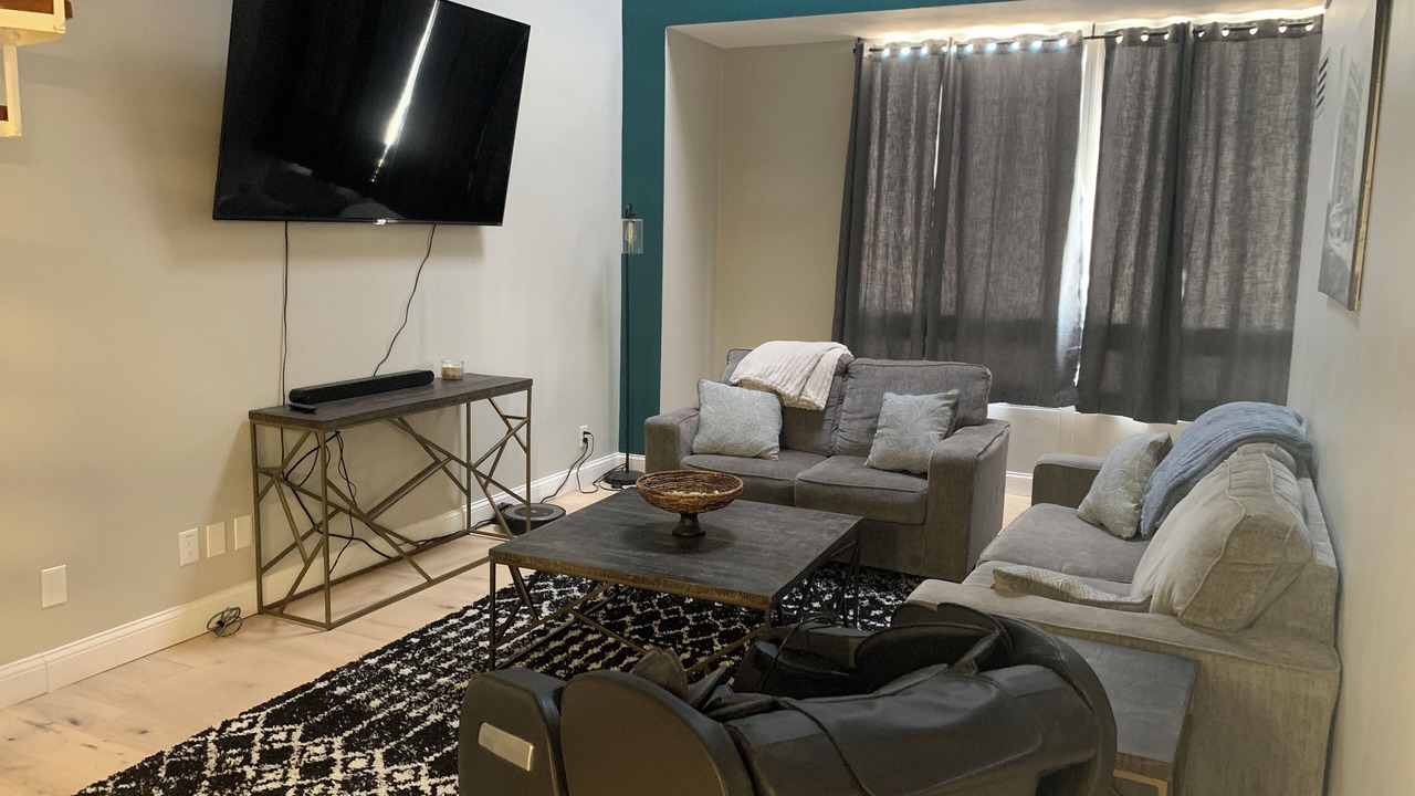 Photo of Livingroom in Downtown Omaha