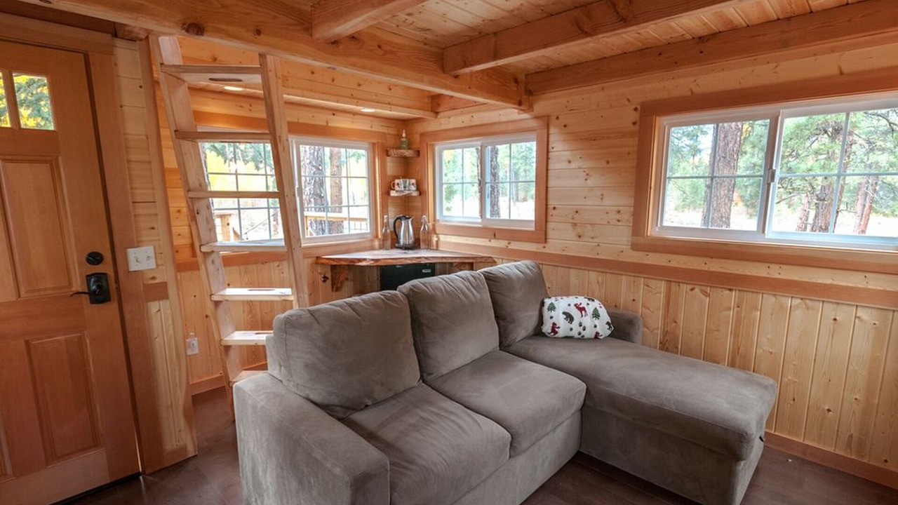 Photo of Livingroom in Cle Elum