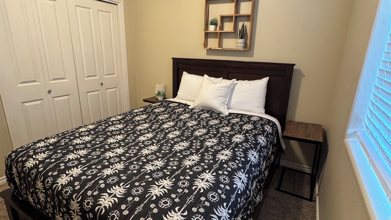 Photo of Bedroom in Corvallis