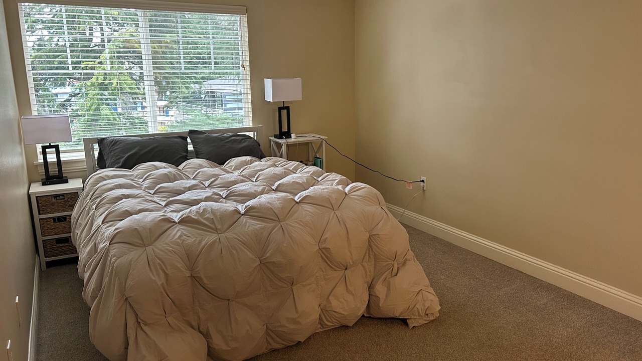 Photo of Bedroom in Lakeview