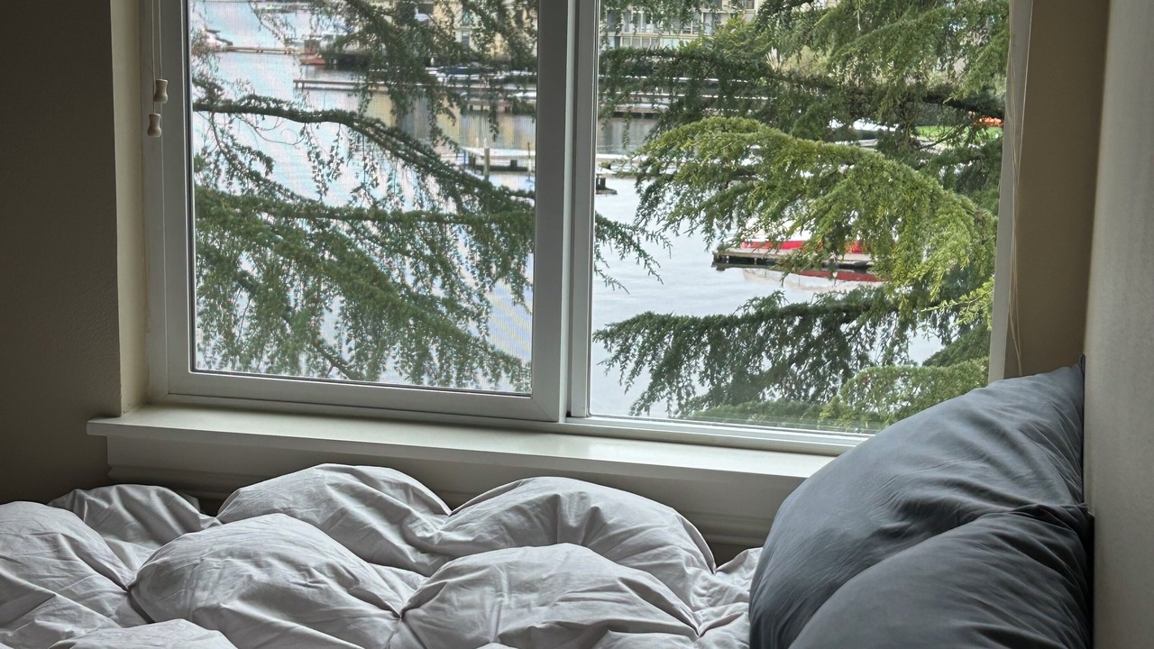 Photo of Bedroom in Lakeview