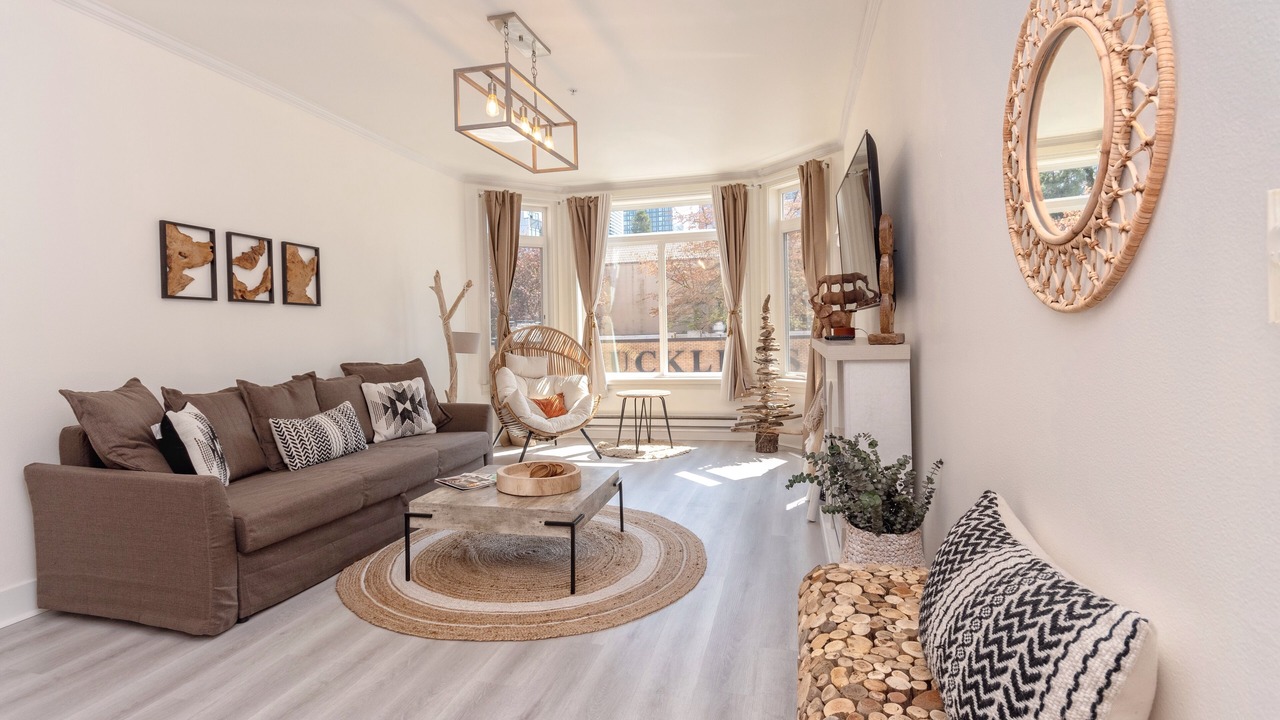 Photo of Livingroom in Belltown