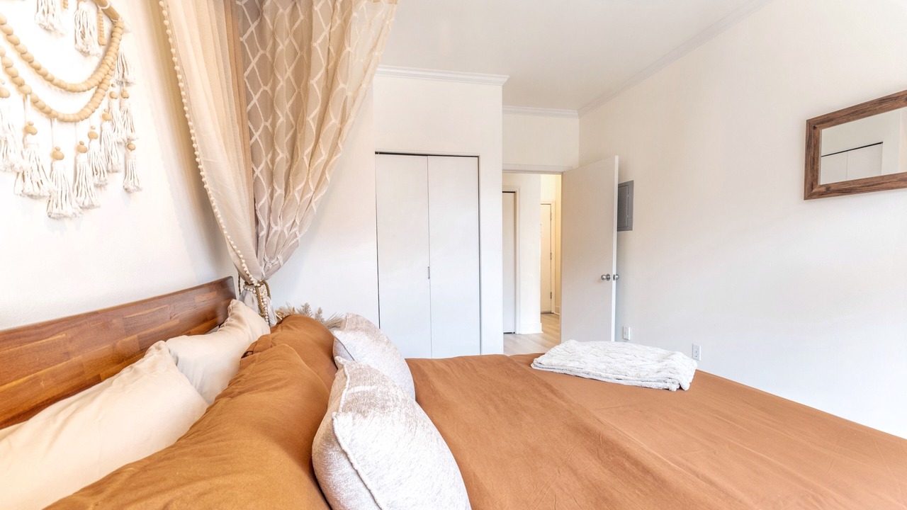 Photo of Bedroom in Belltown