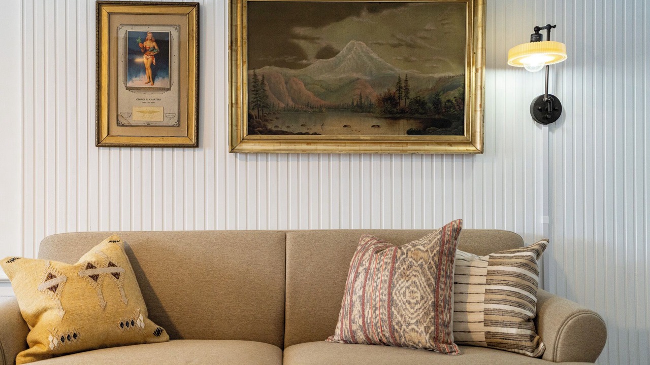 Photo of Livingroom in Garden District