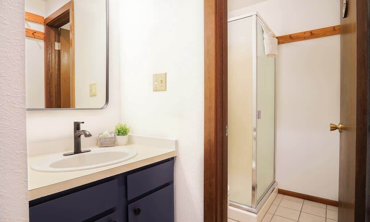 Photo of Bathroom in Glacier