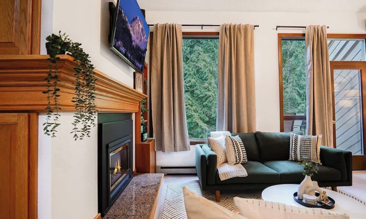 Photo of Bedroom in Glacier