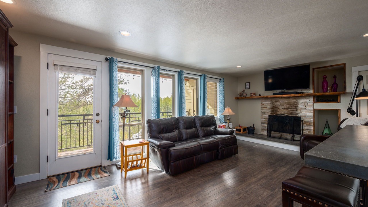 Photo of Livingroom in Bend