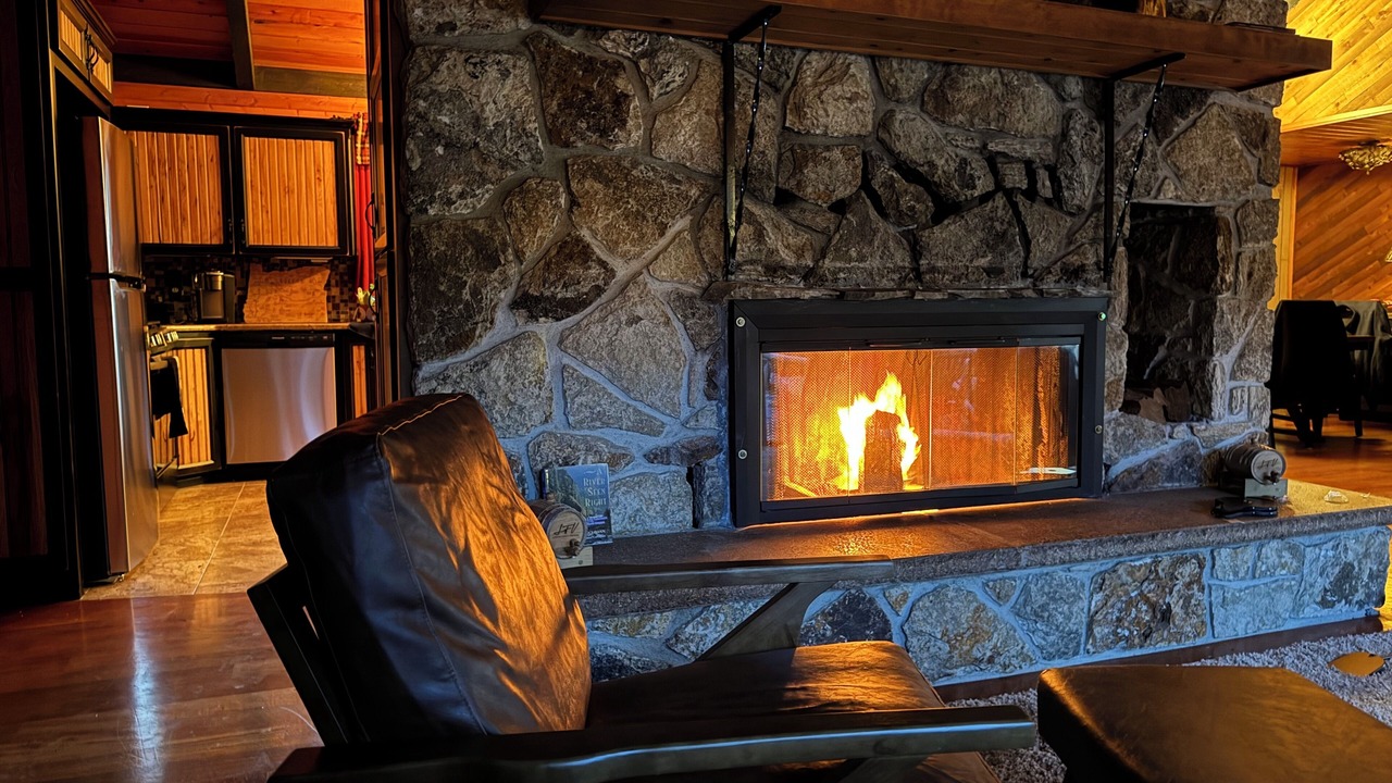 Photo of Livingroom in Umpqua
