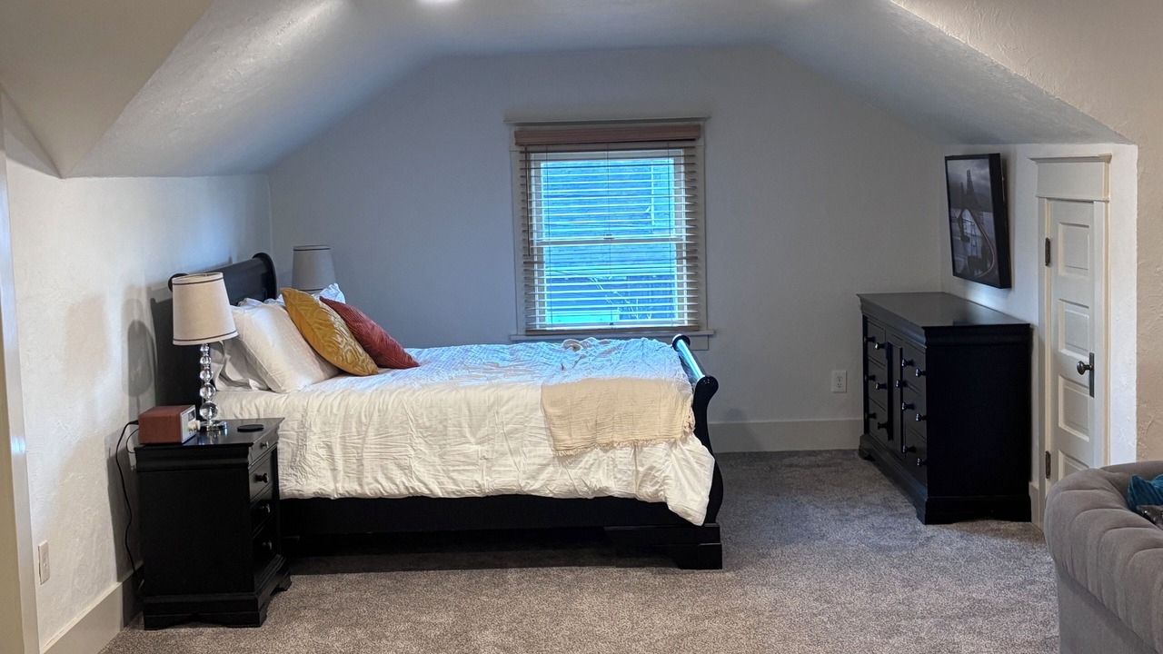 Photo of Bedroom in North End