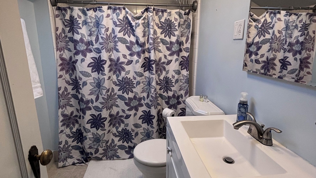 Photo of Bathroom in North End