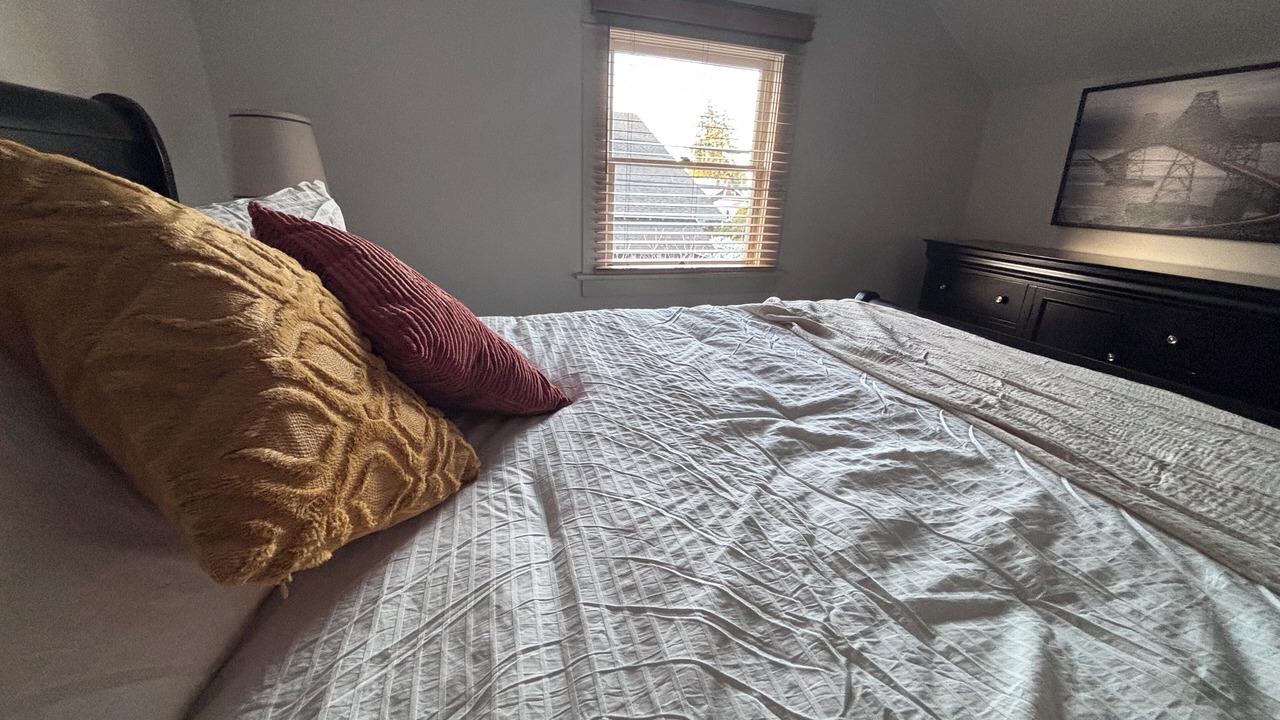 Photo of Bedroom in North End