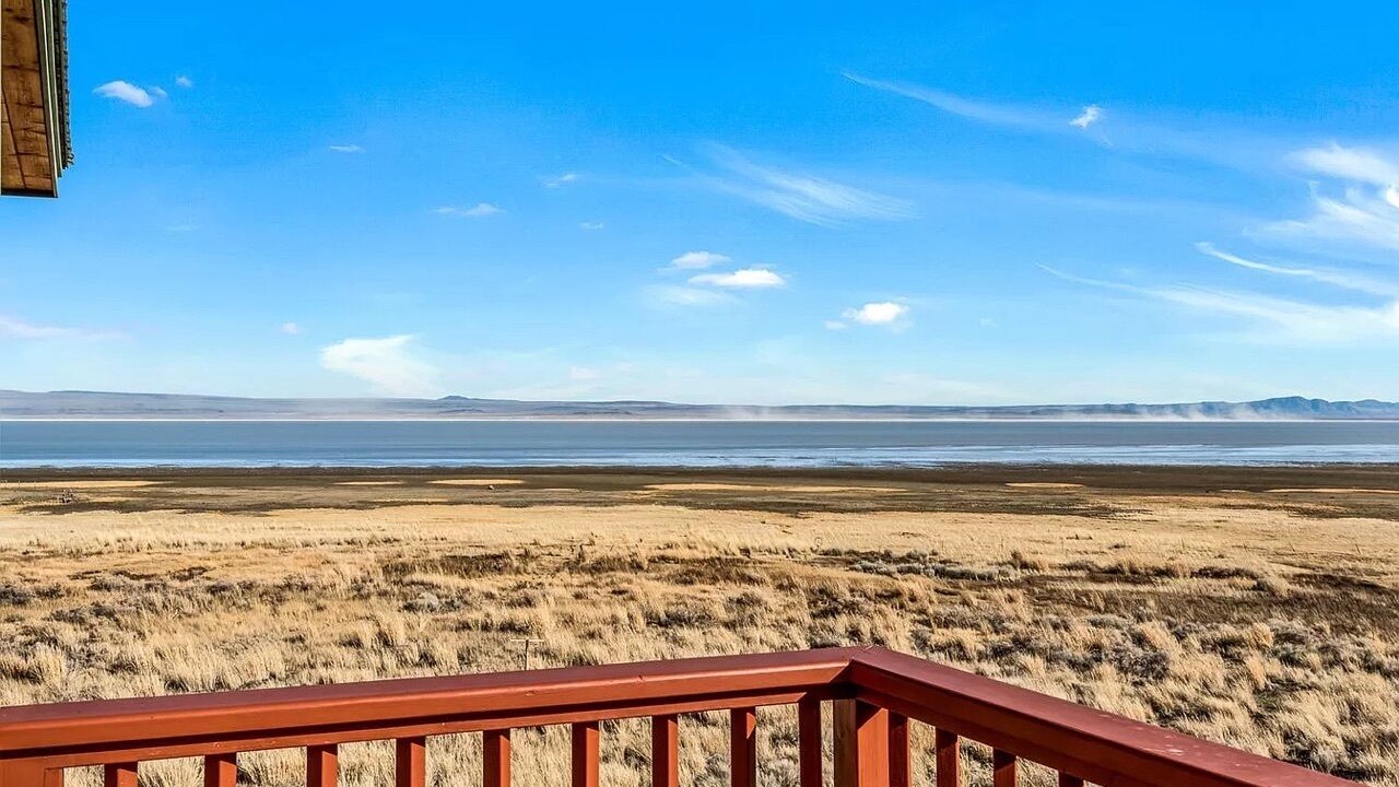Photo of Outdoor in Summer Lake