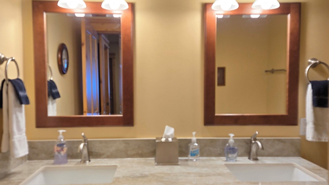 Photo of Bathroom in Leavenworth