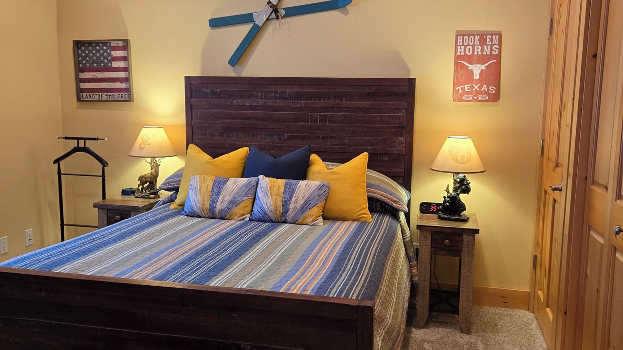 Photo of Bedroom in Leavenworth