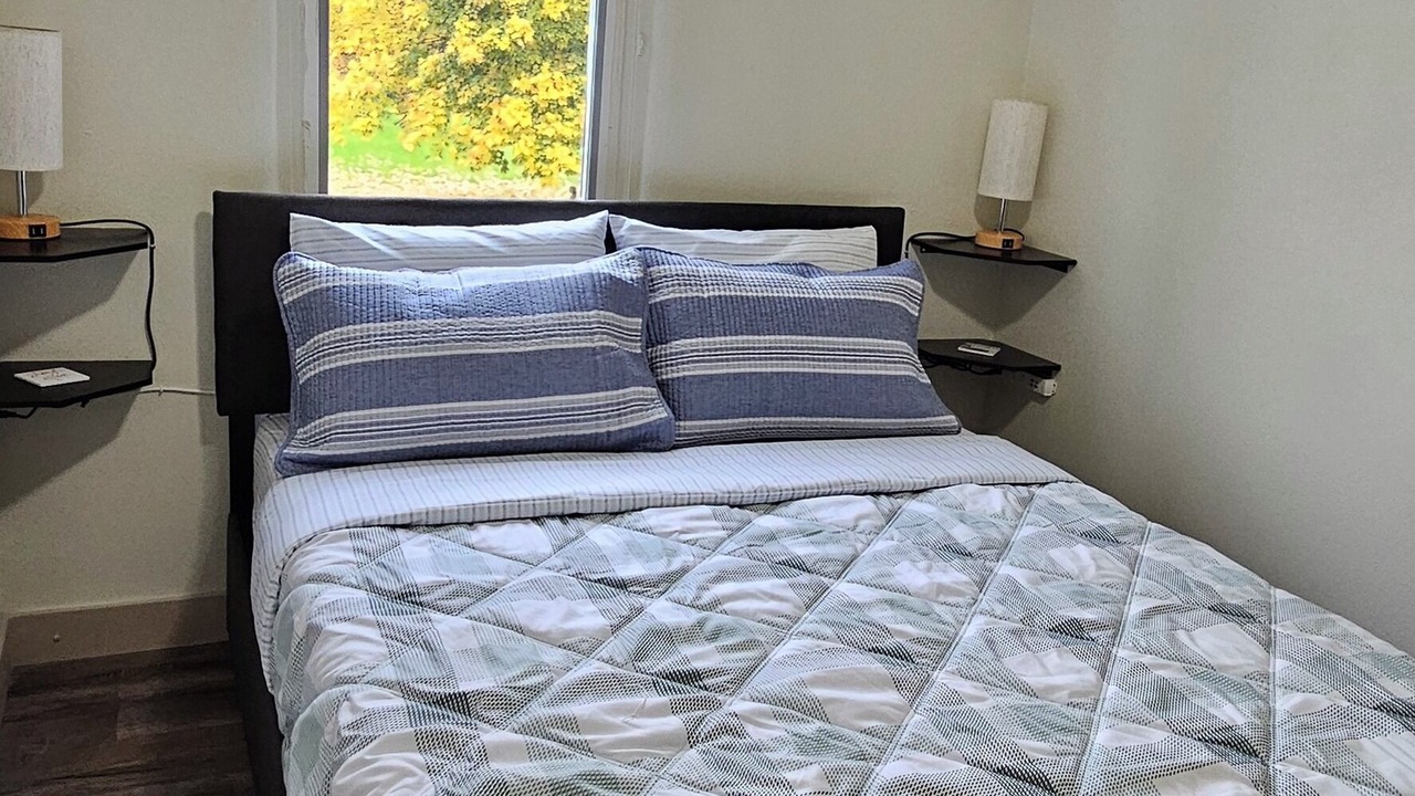 Photo of Bedroom in Metaline Falls