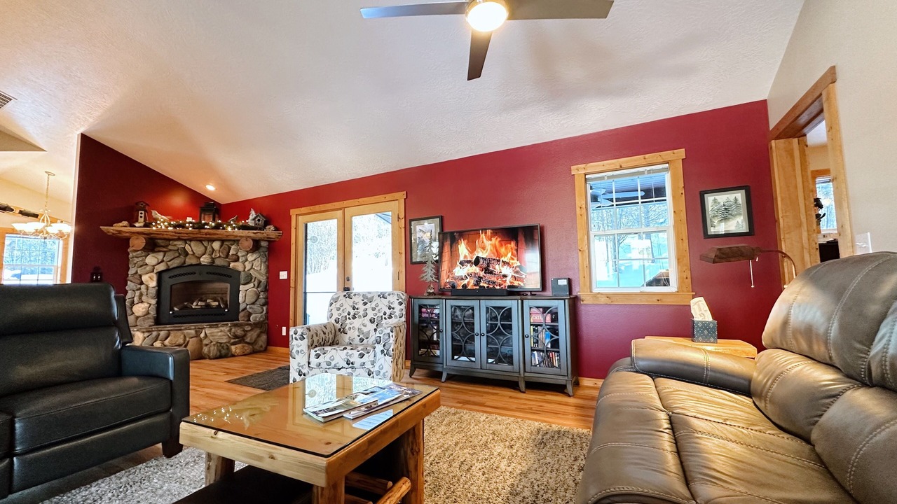 Photo of Livingroom in McCall