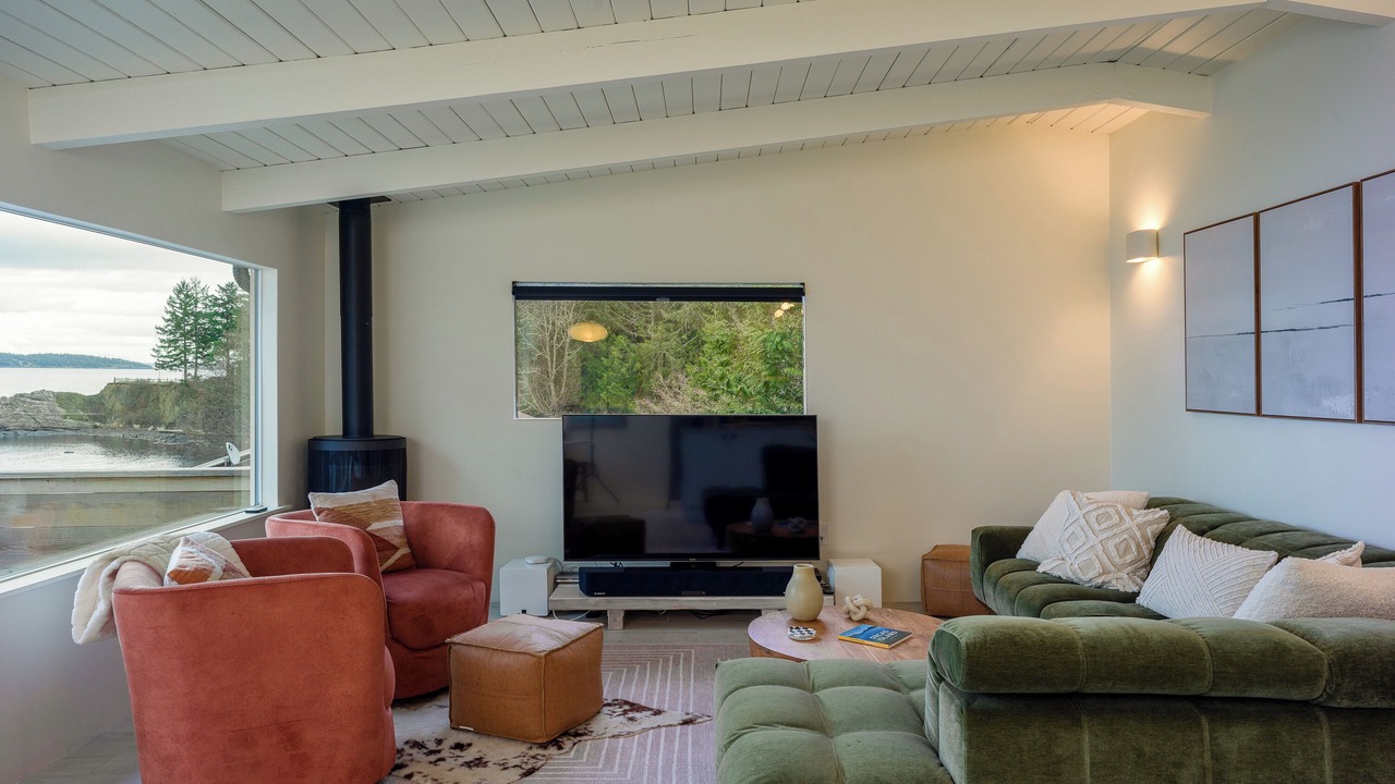 Photo of Bedroom in Eastsound