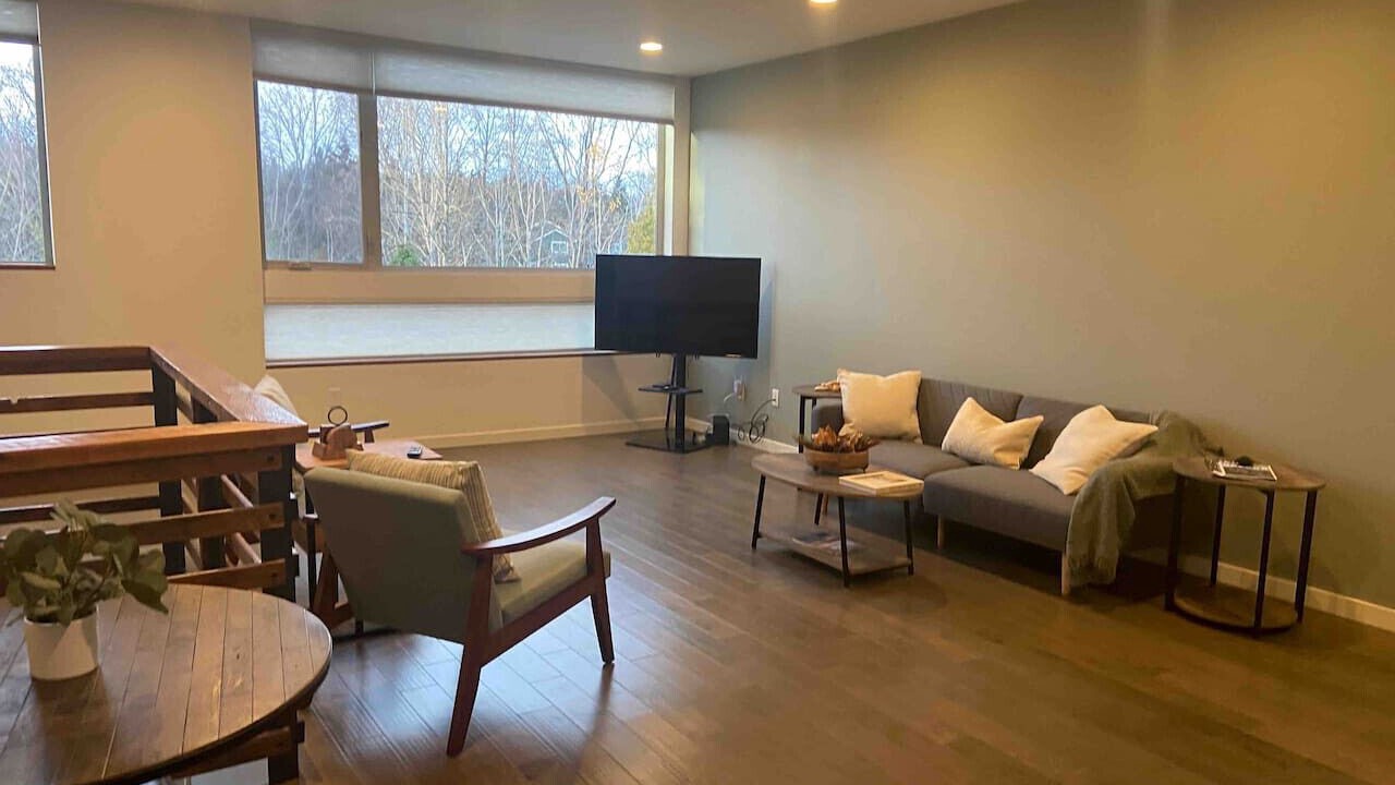 Photo of Livingroom in Laurelhurst