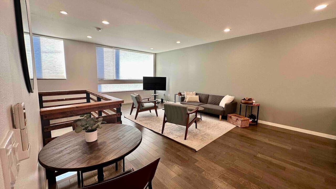 Photo of Livingroom in Laurelhurst